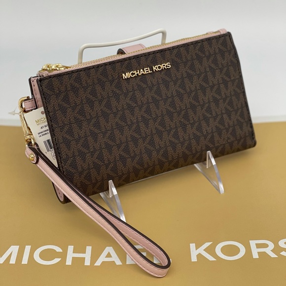 Michael Kors Handbags - Michael Kors Double Zip Wallet Wristlet
